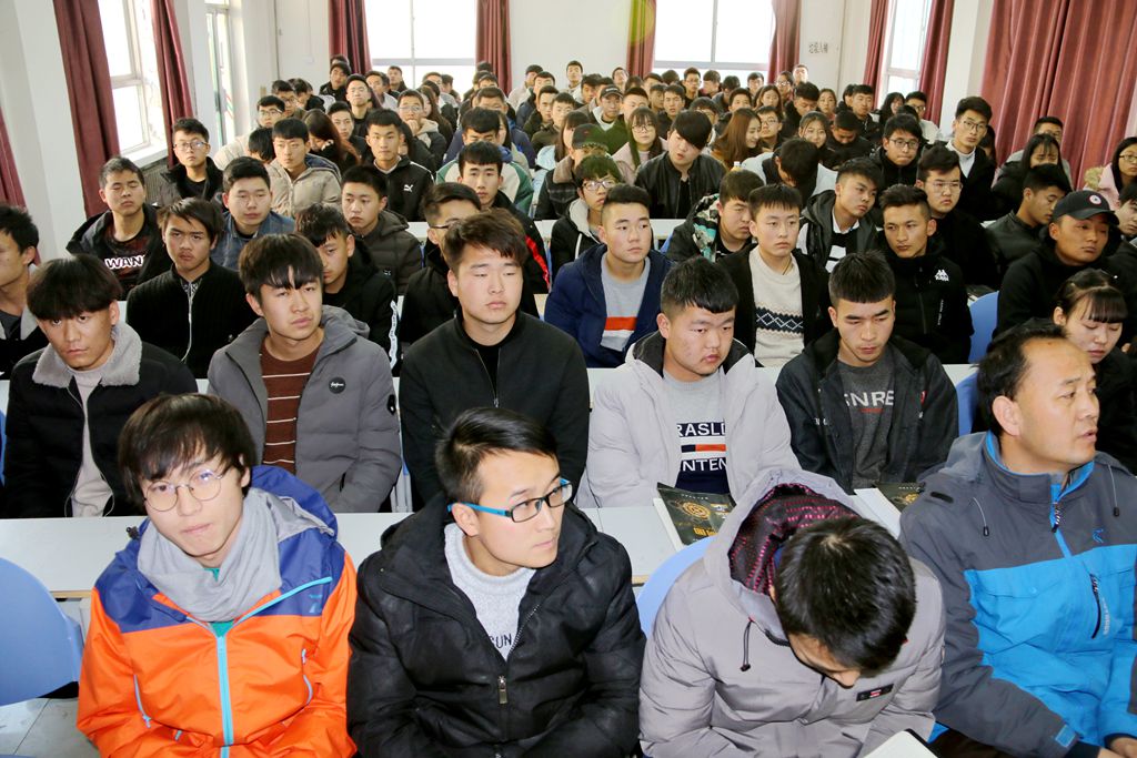 1544582663.jpg beat365官方网站举行与吉利集团校企合作订单班宣讲会2.jpg