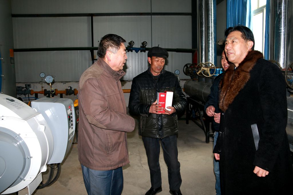 1548650347.jpg beat365官方网站领导慰问在岗教职工督查安全工作2.jpg